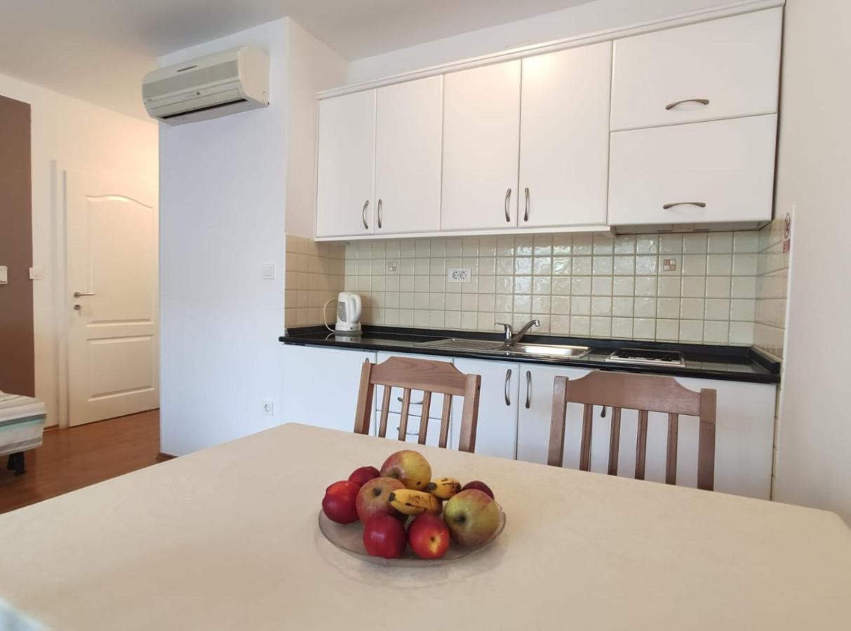 Ivana Apartman 2 Цриквениця Екстер'єр фото